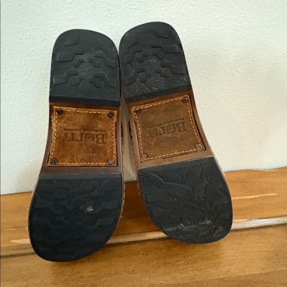 Born Bandy Blanket Clogs Size 6 - Picture 10 of 13
